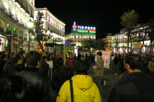 Preaching at 'KM0' in Madrid's Puerta del Sol